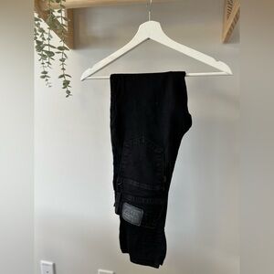 High-Rise Levi’s Skinny Jeans -Black Denim